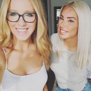 Meet your Posher, Bail